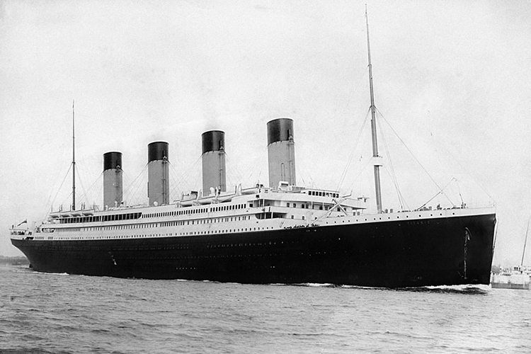 کشتی تایتانیک در بندر ساوتهمپتون 10 آوریل 1912