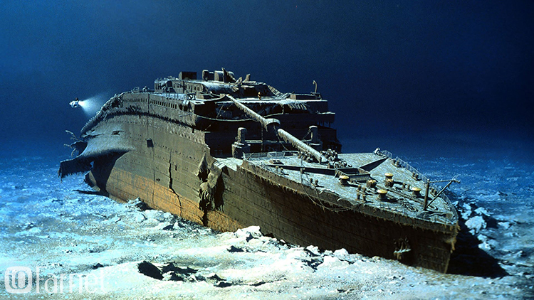 کشتی تایتانیک زیر آب