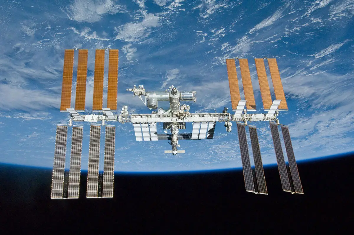 ایستگاه فضایی بین‌المللی (International Space Station)