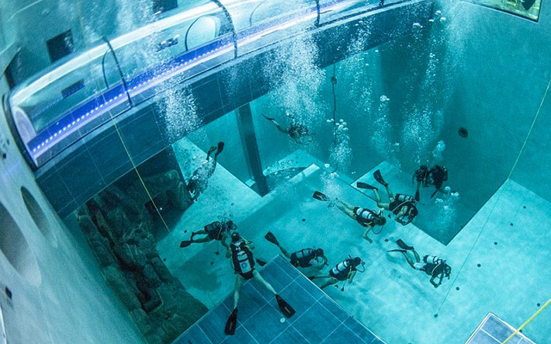 عمیق ترین استخر جهان در هتل Terme Millepini‌ ایتالیا