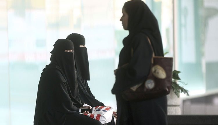 اپلیکیشن کنترل زنان عربستان
