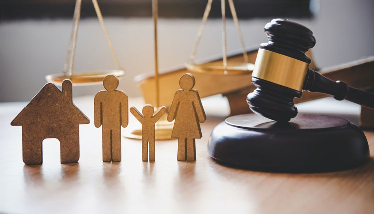 تفاوت وکیل دیوان عدالت با وکیل خانواده