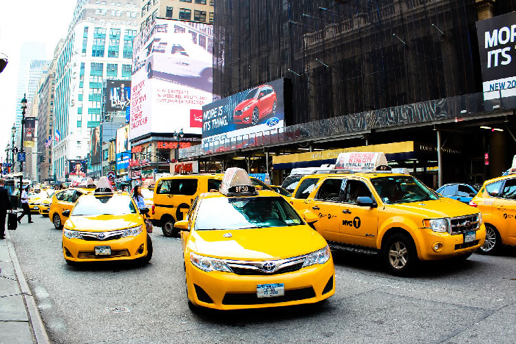 تاکسی و حمل و نقل