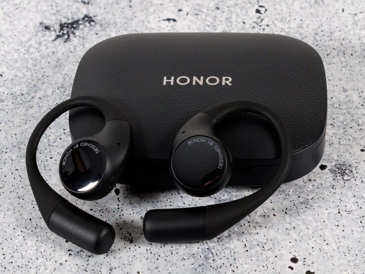 ایرباد HONOR Earbuds Open با قابلیت ترجمه زنده با هوش مصنوعی معرفی شد