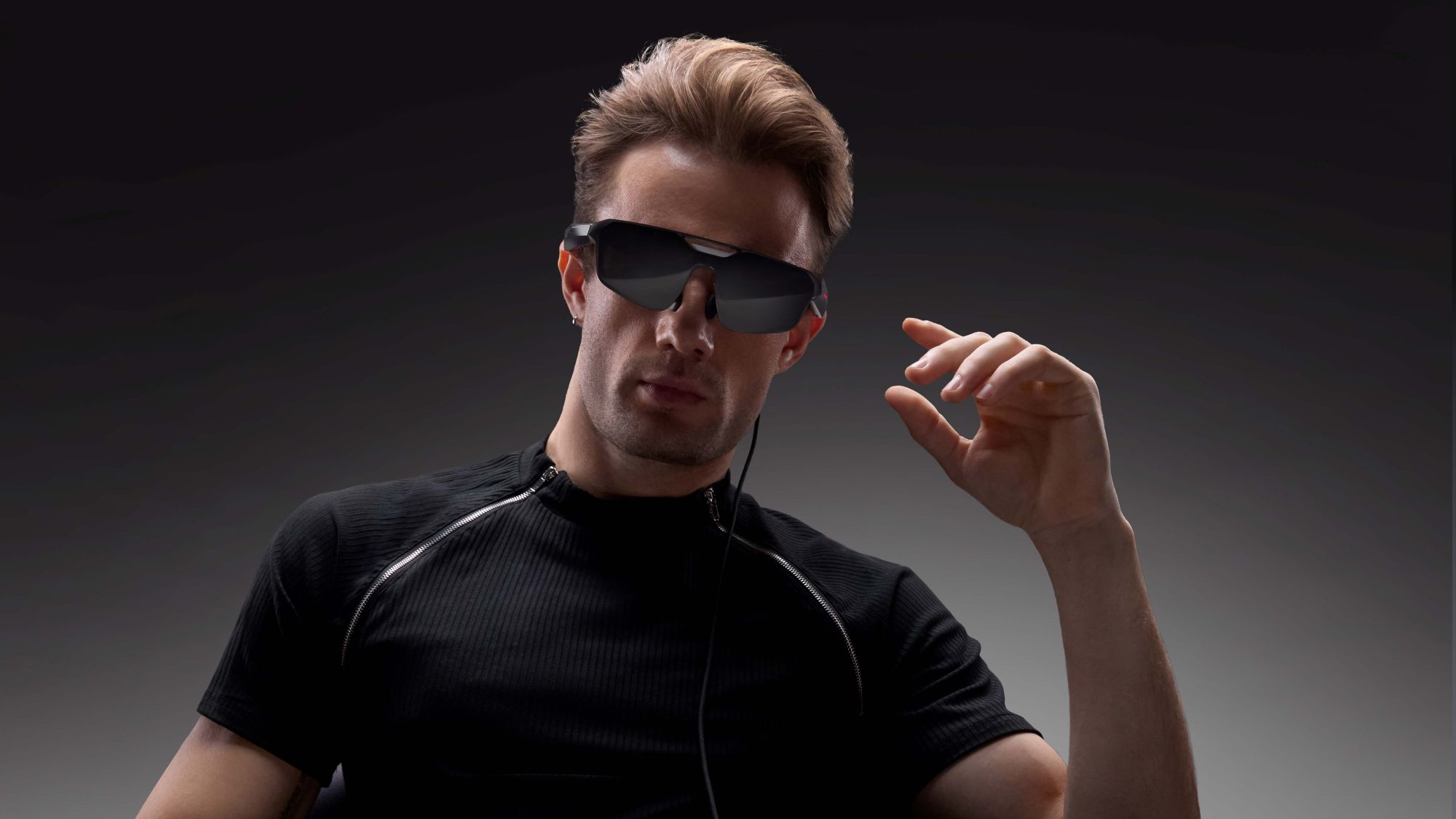 مشخصات عینک هوشمند ASUS ROG XREAL R1