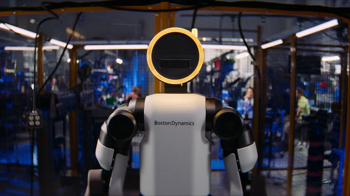 بوستون داینامیکس (Boston Dynamics) روز دوشنبه در نمایشگاه CES لاس‌وگاس جدیدترین نسخه ربات انسان‌نمای Atlas را رونمایی کرد.