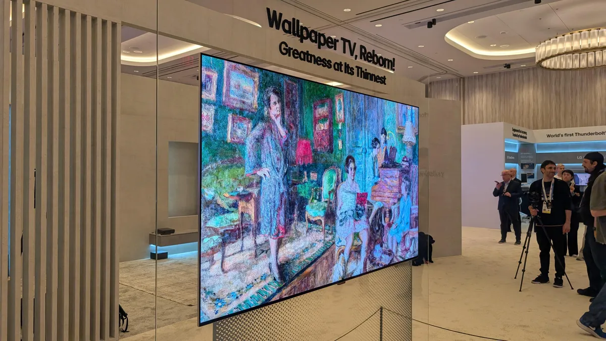 تلویزیون LG OLED evo W6
