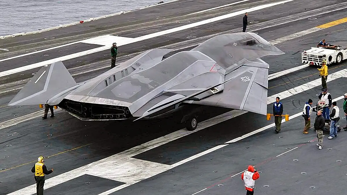 جنگنده خیالی F/A-37 Talon در فیلم Stealth (2004)