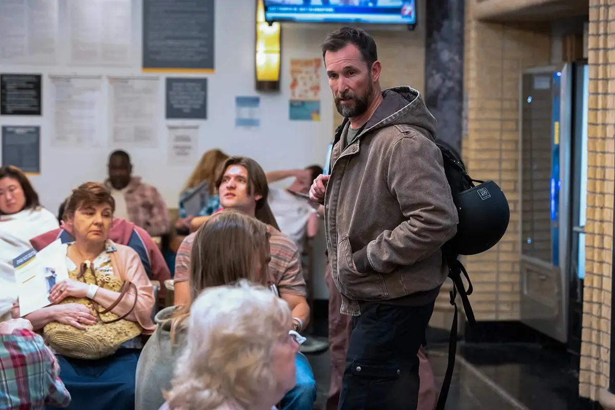 noah wyle در فصل دوم سریال The Pitt
