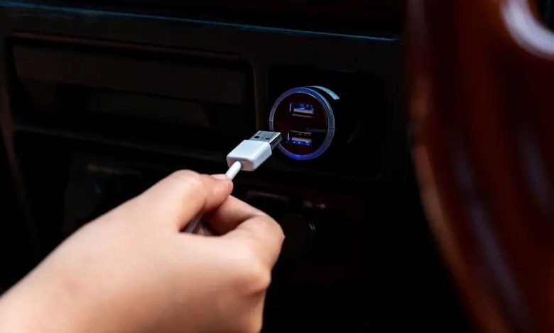 بهترین شارژر فندکی ماشین برای آیفون